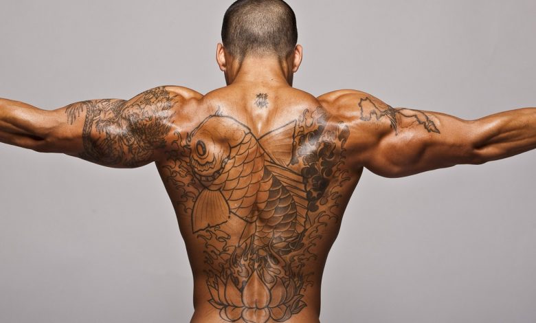 Татуировки и перманентный макияж: уход за кожей и удаление в практике косметолога